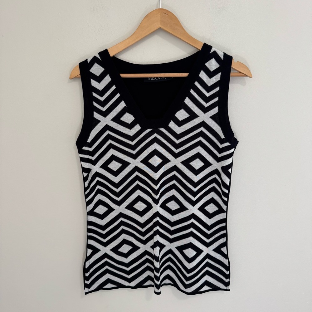 Misook Geometric Print Tank